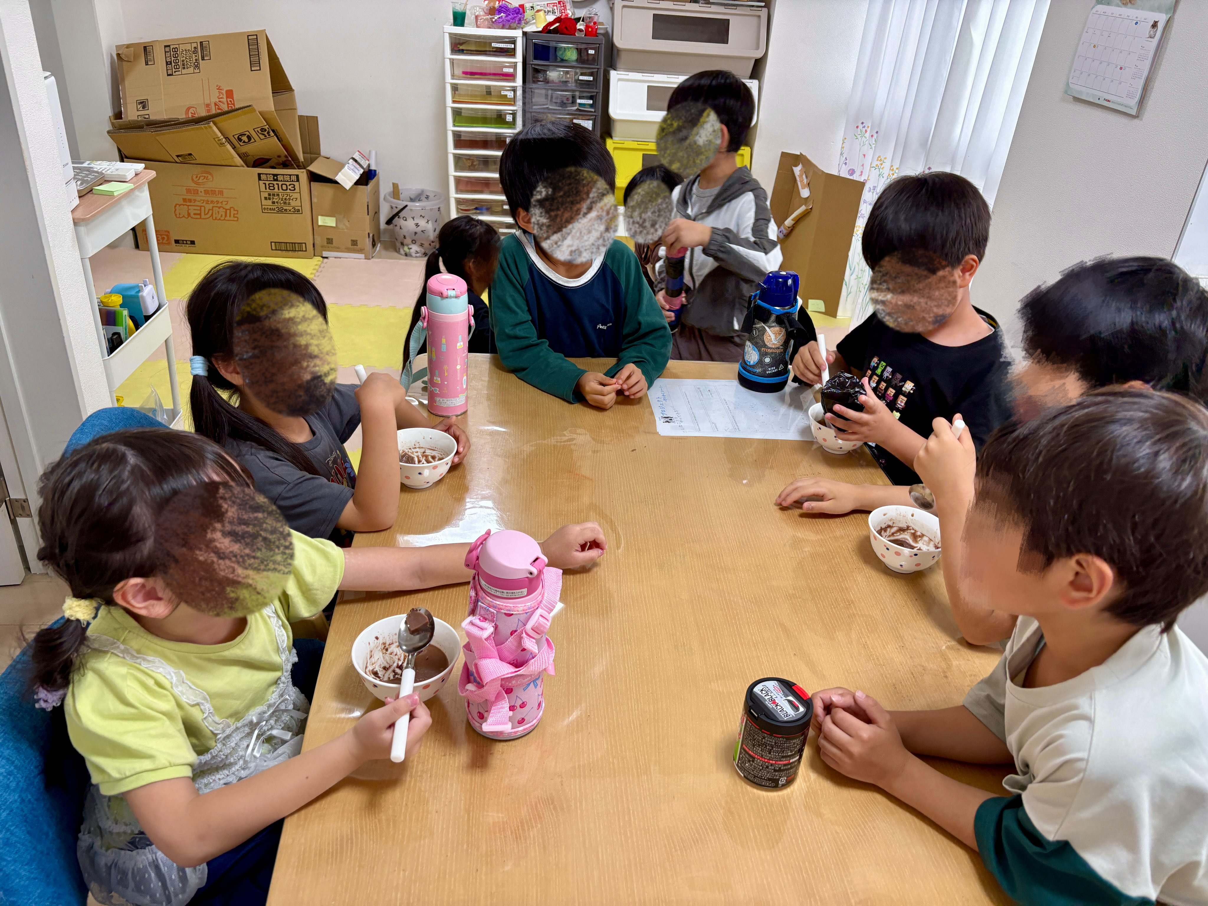 A学童では、元気いっぱいの子どもたちへ、毎日手作りのおやつを...